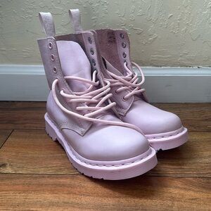 Dr. Martens - pastel pink lace-up ankle leather boots